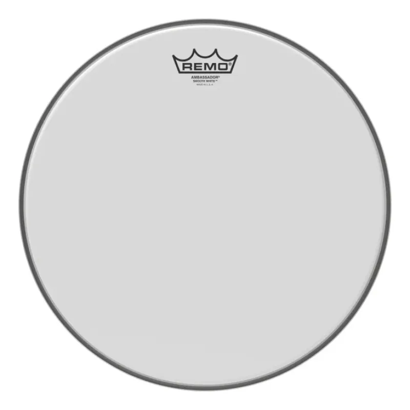 Remo 28'' Smooth White Ambassador Bass Drum